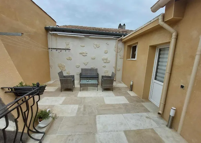 Charmant Appartement Avec Terrasse